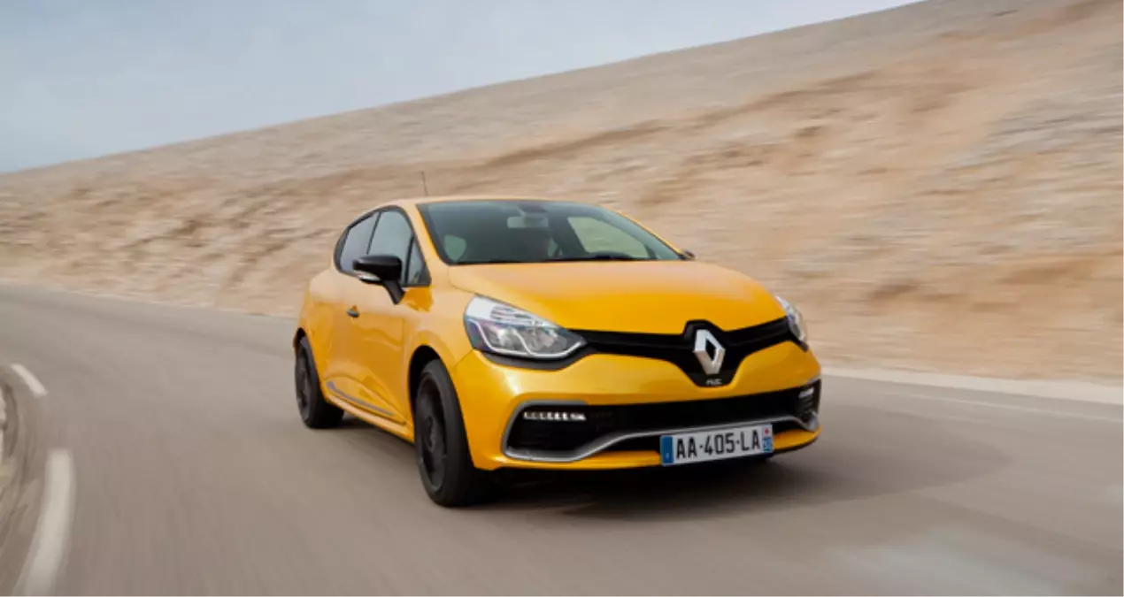 Yeni Renault Clio R.S. ve Megane R.S. Türkiye\'de!