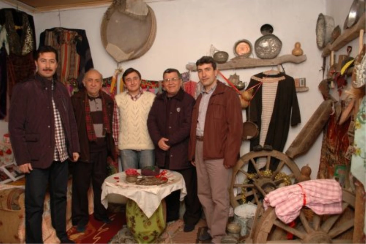 Yenişehir\'deki Köy Müzesine Ziyaretçi Akını