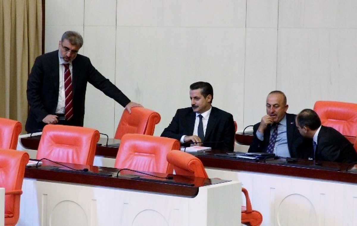 Aralarının Açıldığı İddia Edilen Bakanlar Yan Yana