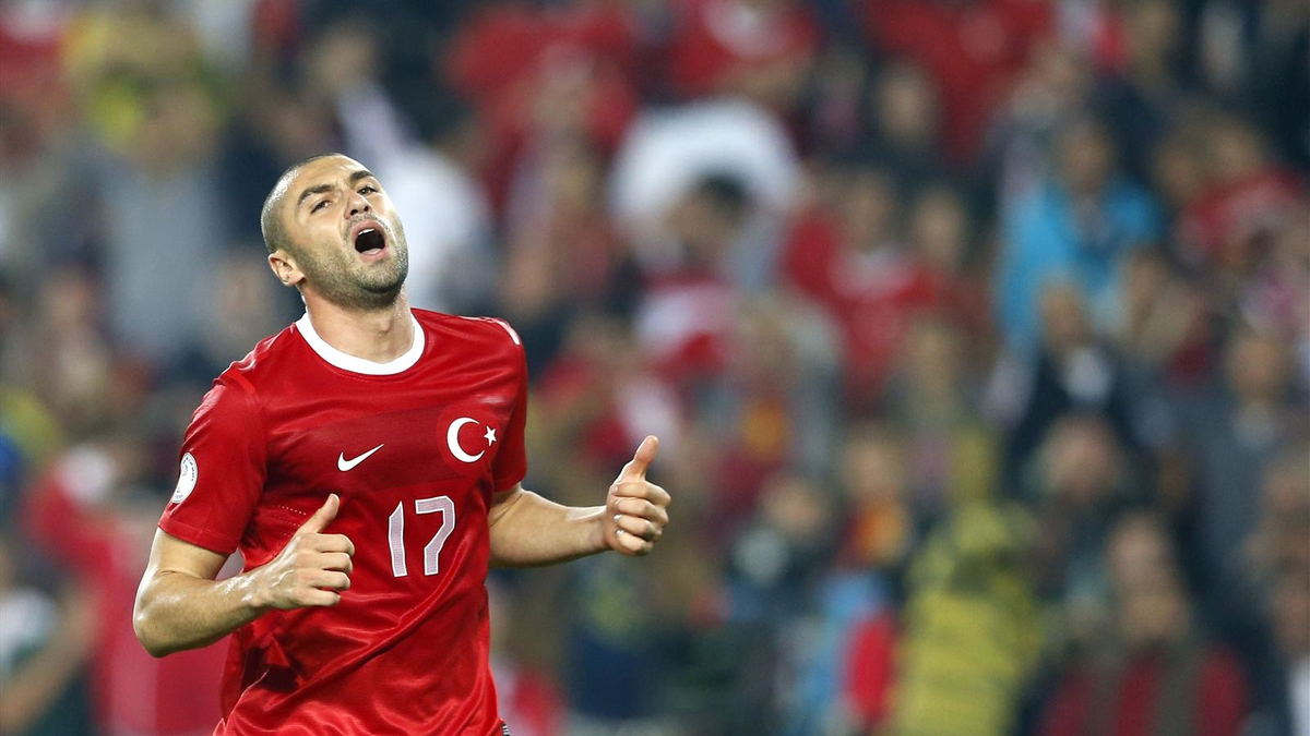 Burak Yılmaz\'dan \'Fatih Terim\'le Tartıştı\' İddialarına Yalanlama