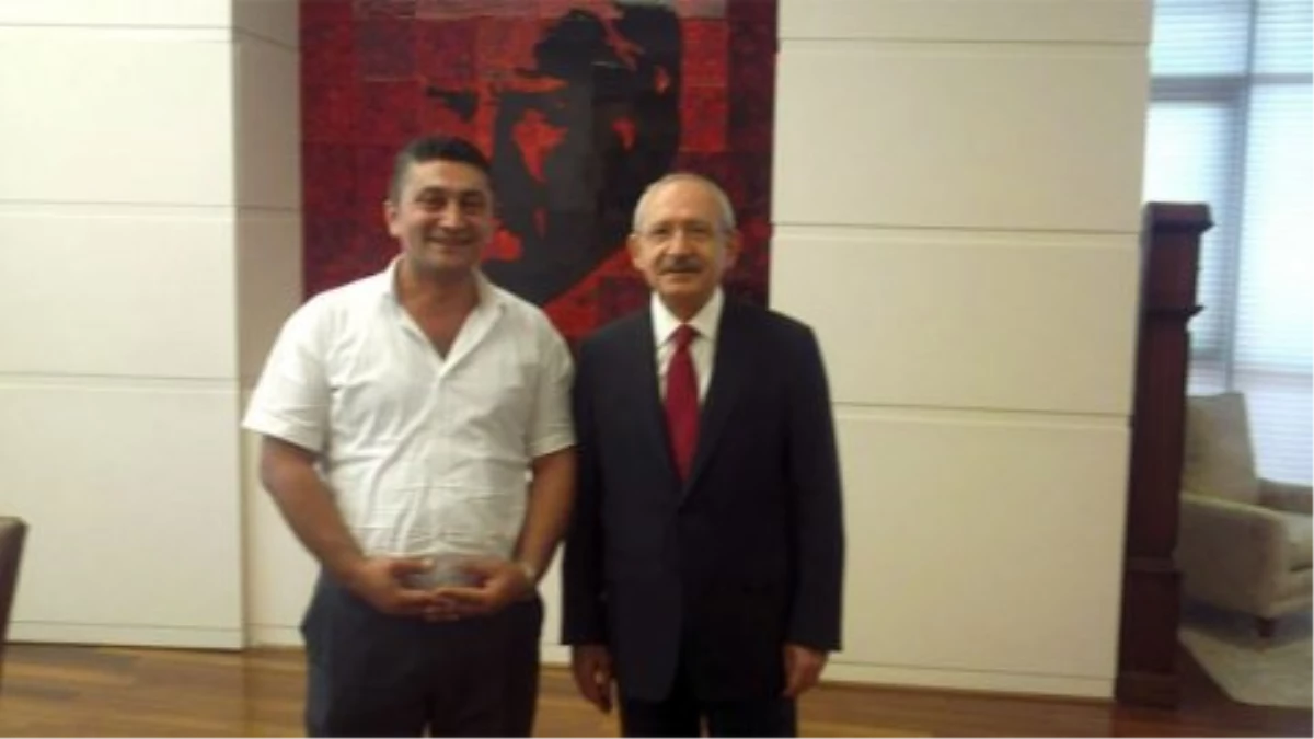 CHP Genel Başkanı Kılıçdaroğlu\'nun Yeğeninin İşten Çıkarılması