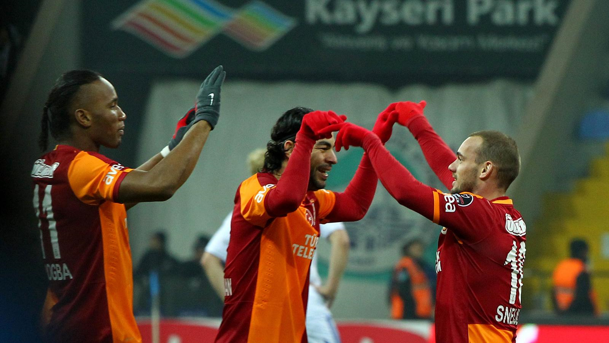 Galatasaraylı Yıldız, Avrupa\'nın Dev Kulüplerinin Radarında