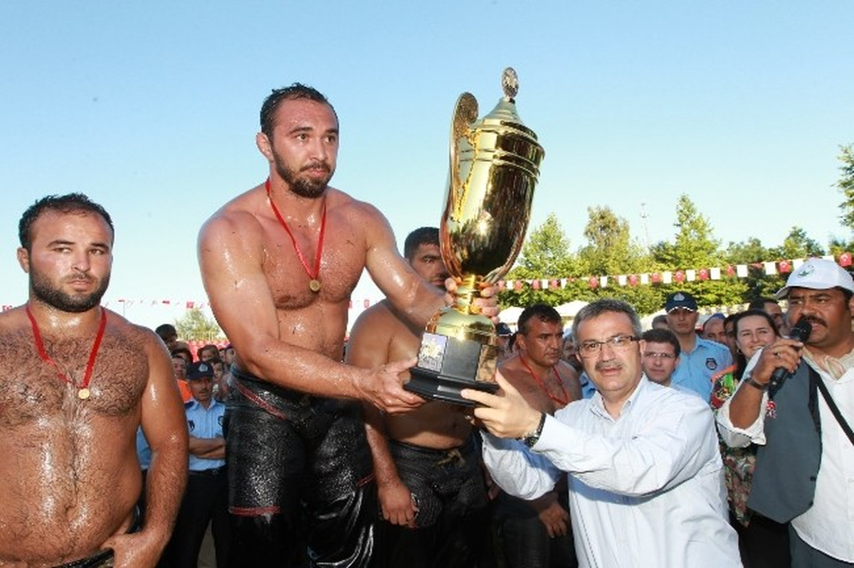 Gebze\'de Başpehlivanlar Geçidi