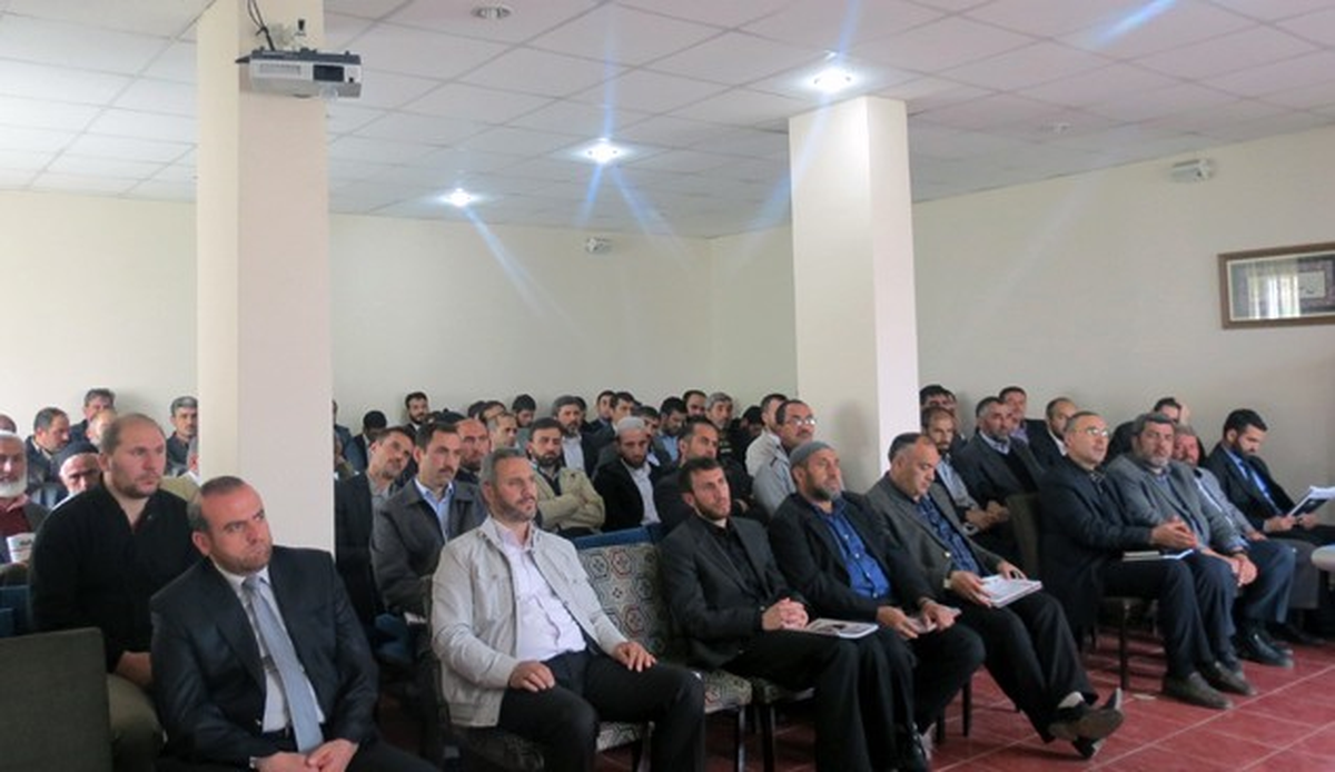 Kelkit\'te İmamlara Kkka Semineri