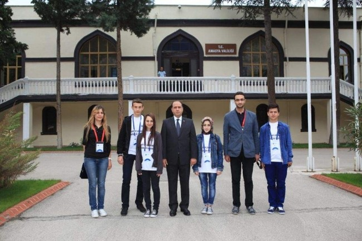 Samsunlu Öğrencilerden Amasya Valiliği\'ne Ziyaret