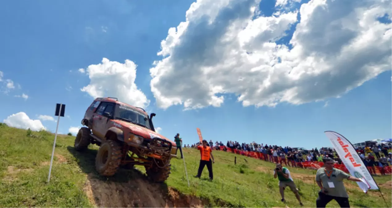 Trial Kupasında Ekip Ruhu Kazandı