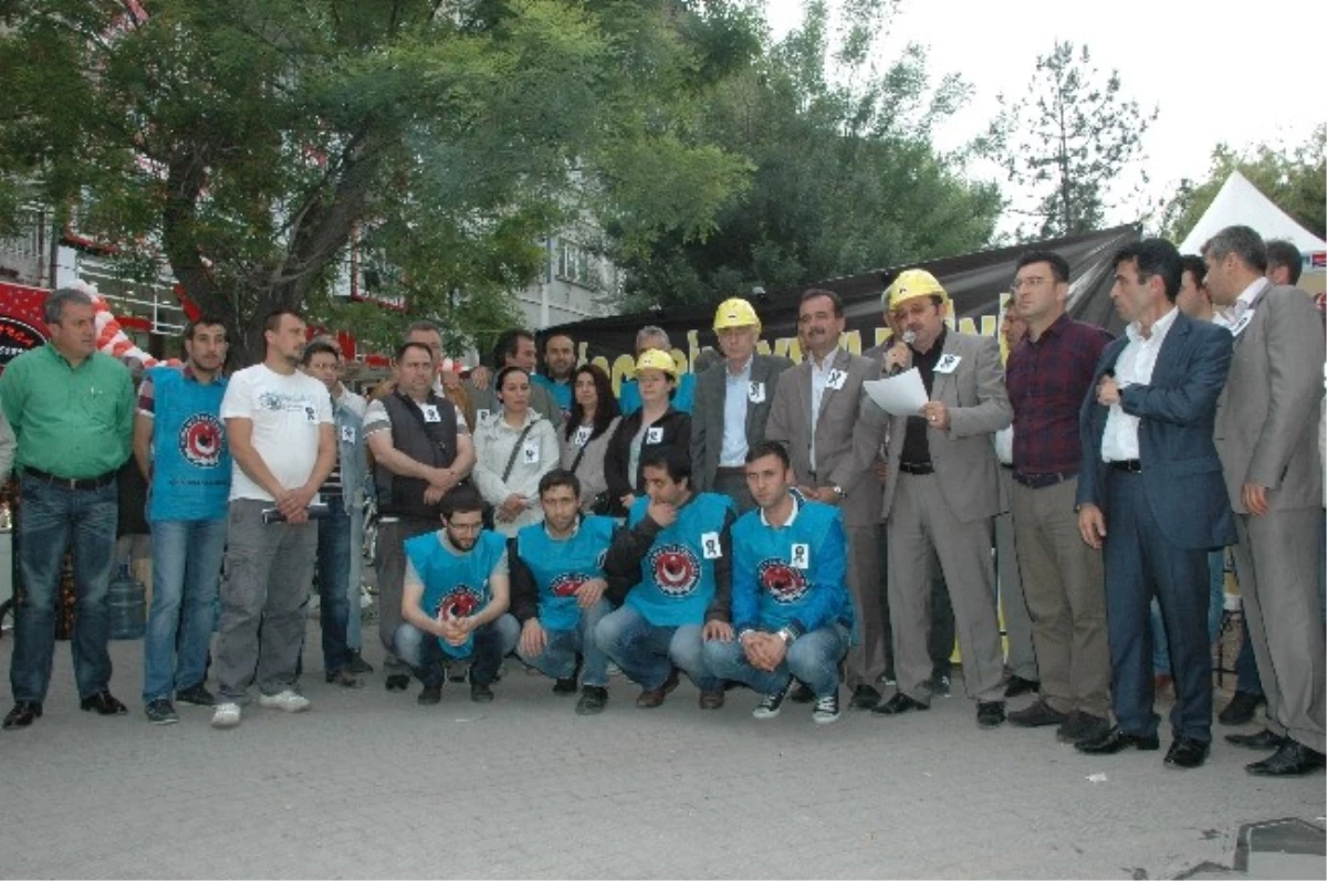 Türk Metal İşçileri "Yas Çadırı"Nda