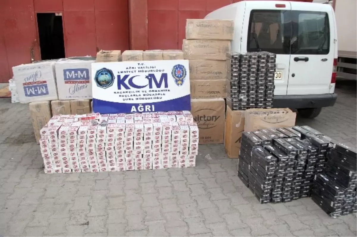 Ağrı\'da 52 Bin 320 Paket Kaçak Sigara Ele Geçirildi