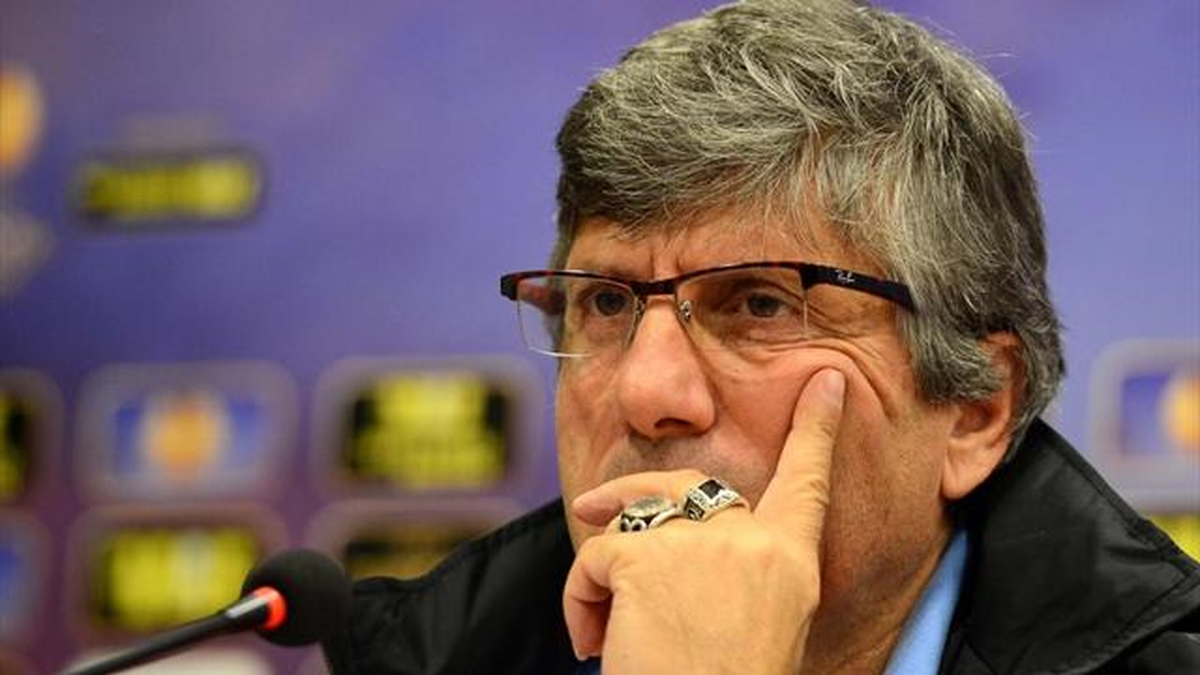 Akhisar Belediyespor\'un Yeni Teknik Direktörü Mustafa Reşit Akçay Oldu