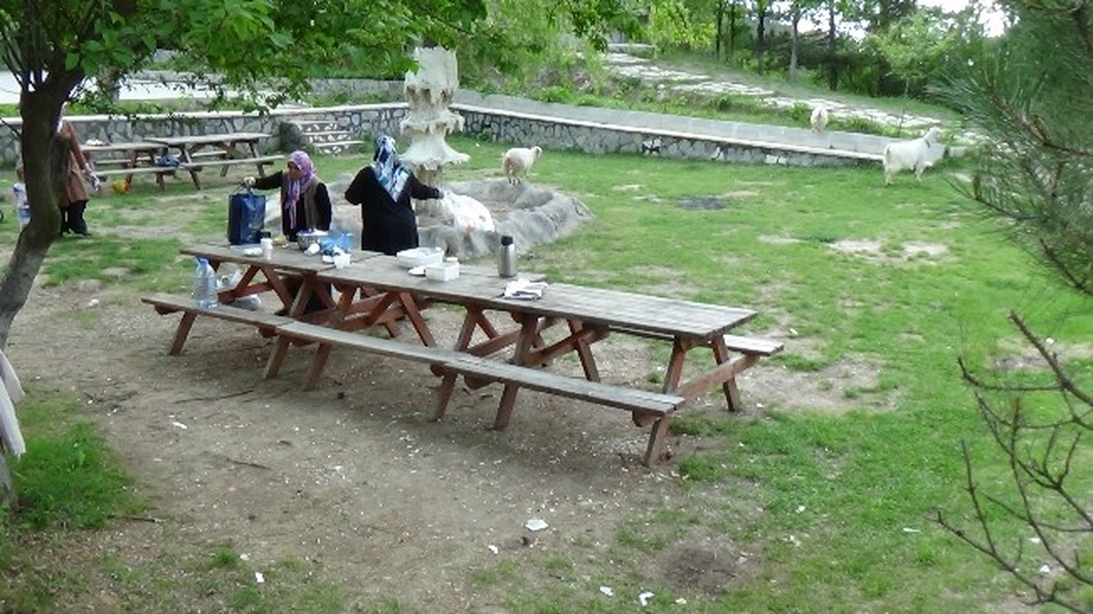 Çamlıca \'Terk Edilmiş\' Gibi