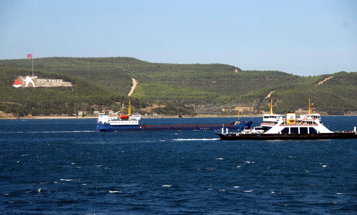 Çanakkale Boğazı\'nda Gemi Arızası