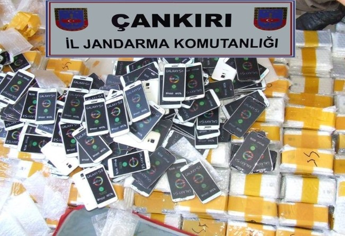 Çankırı\'da 1.5 Milyonluk Kaçak Telefon Ele Geçirildi