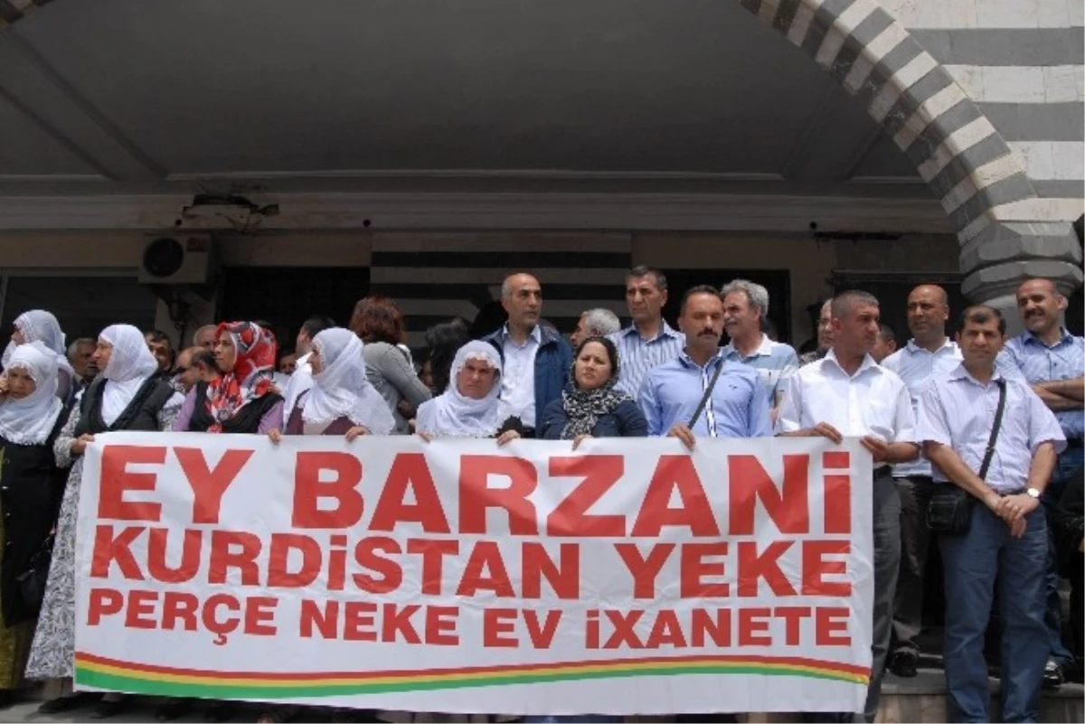Diyarbakır\'da Barzani Protestosu