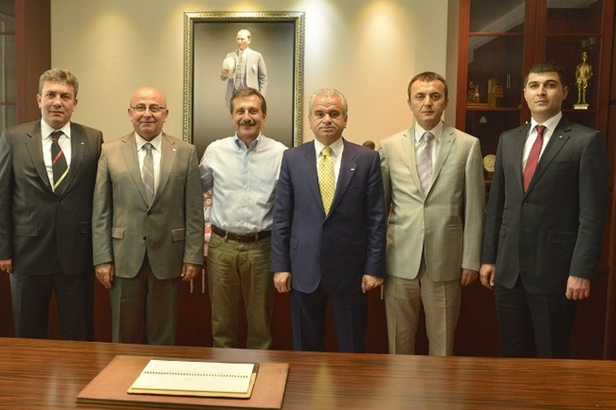 ETO\'dan Tepebaşı Belediye Başkanı Ataç\'a Ziyaret