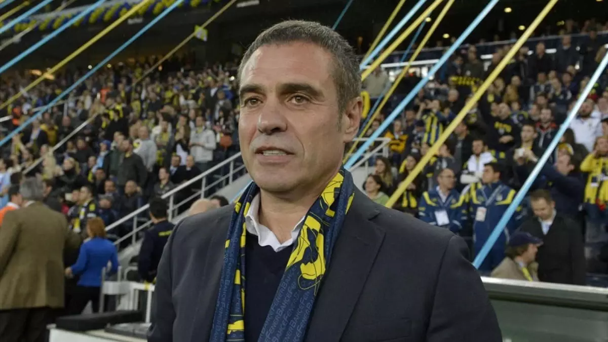 Fenerbahçe Ersun Yanal\'ı Kap\'a Bildirdi