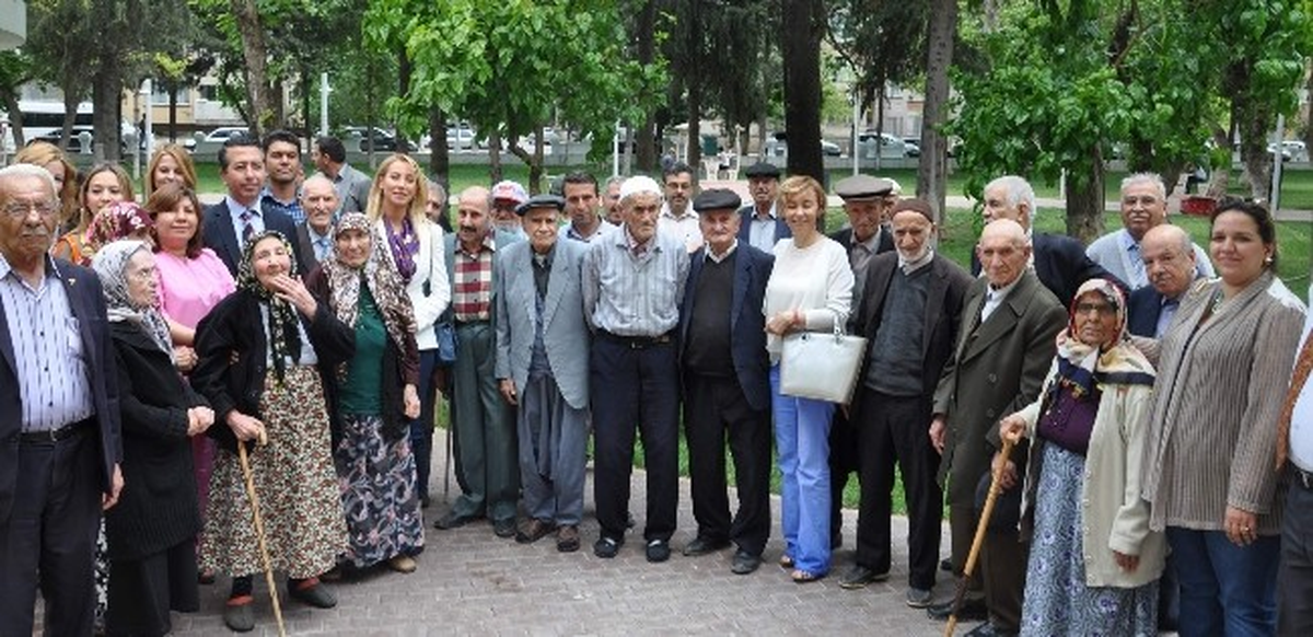 Gagiad, Huzurevi Sakinleri ile Yemekte Buluştu