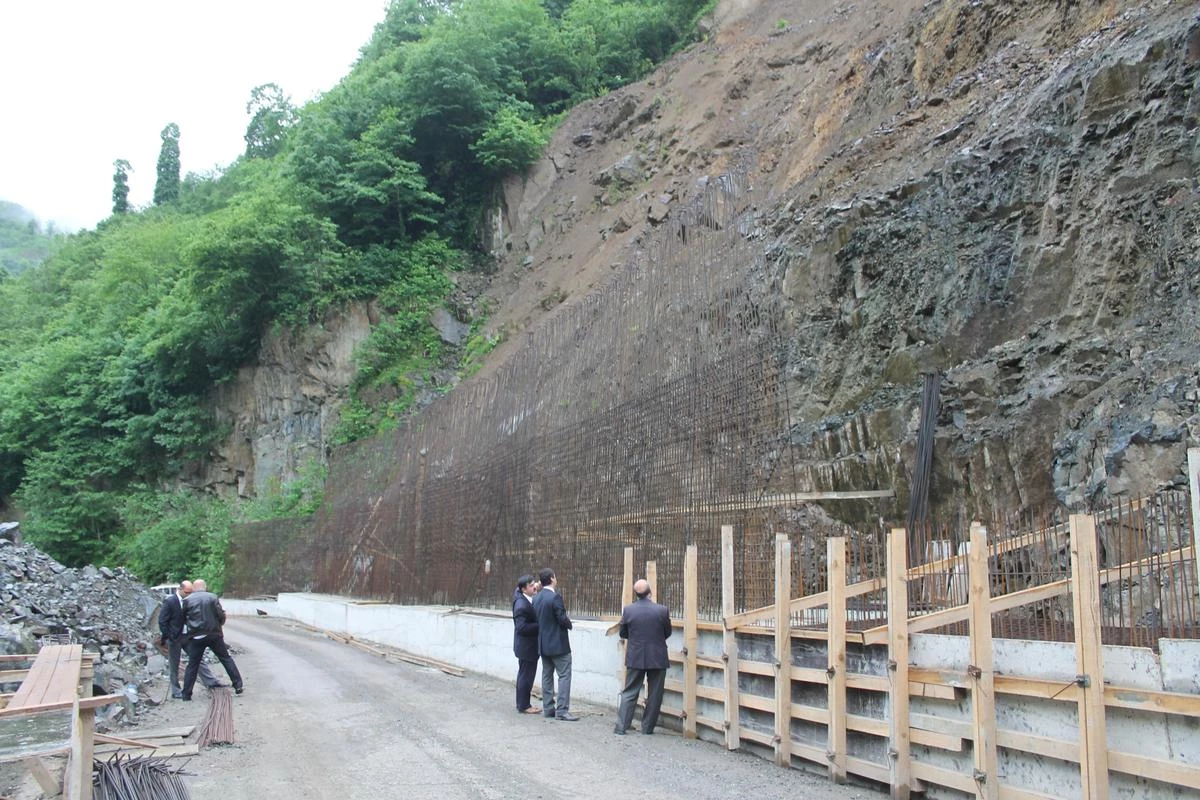 Kaymakam Öztürk, Güreşen Köyünde İncelemelerde Bulundu