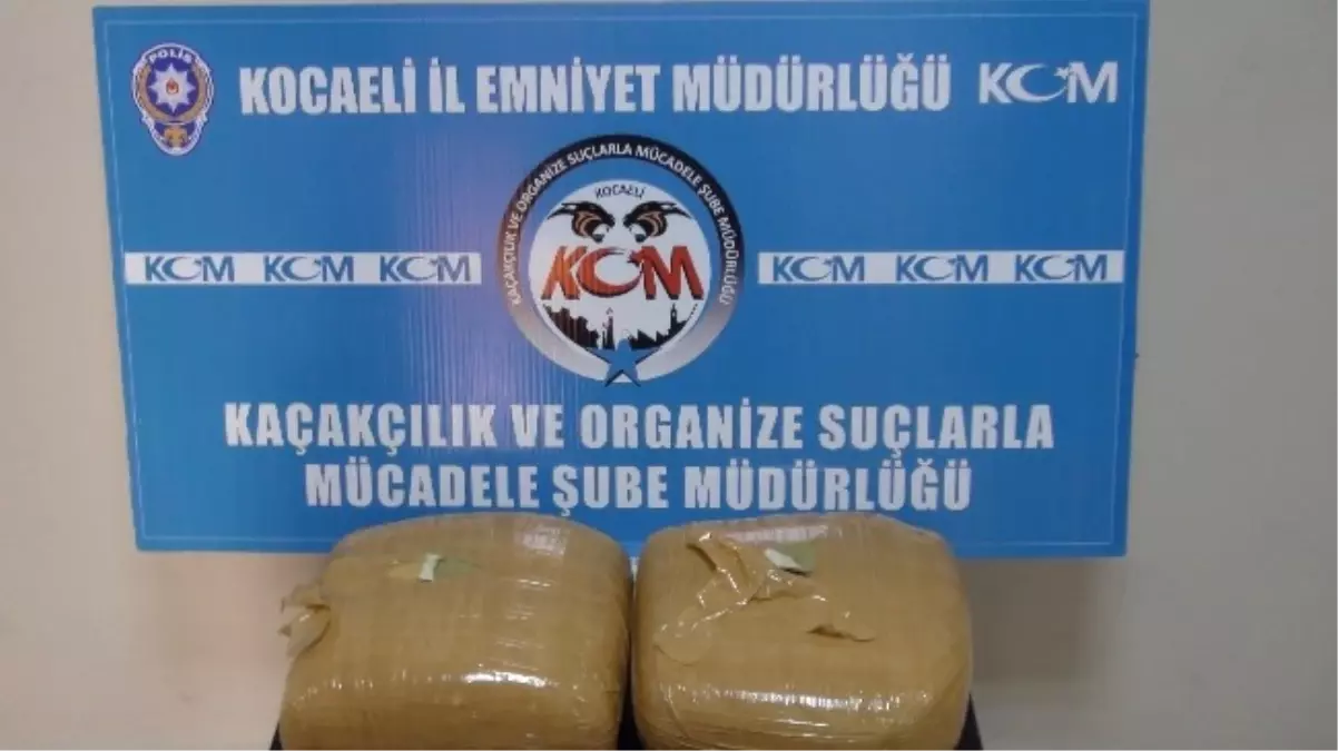 Kocaeli\'de 10 Kilo 500 Gram Toz Esrar Ele Geçirildi