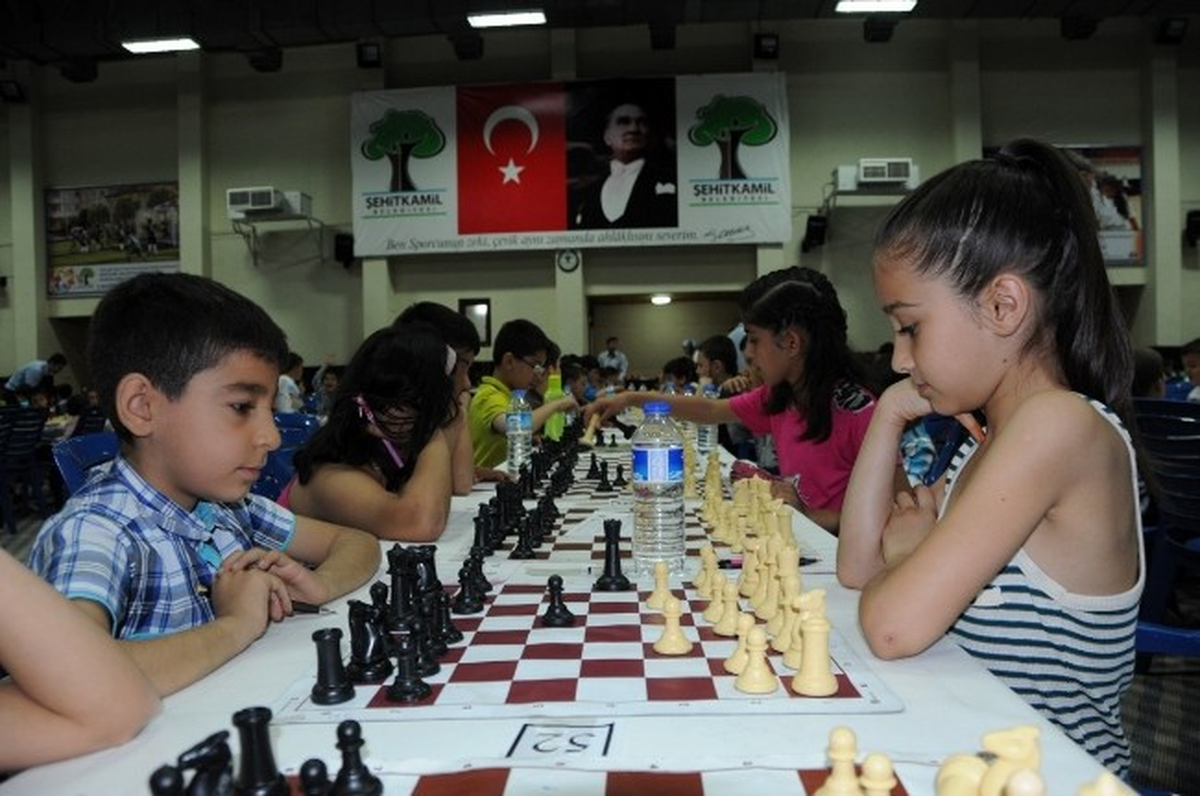 Şehitkamil Belediyesi Satranç Gençlik Kupaları Sahiplerini Buldu