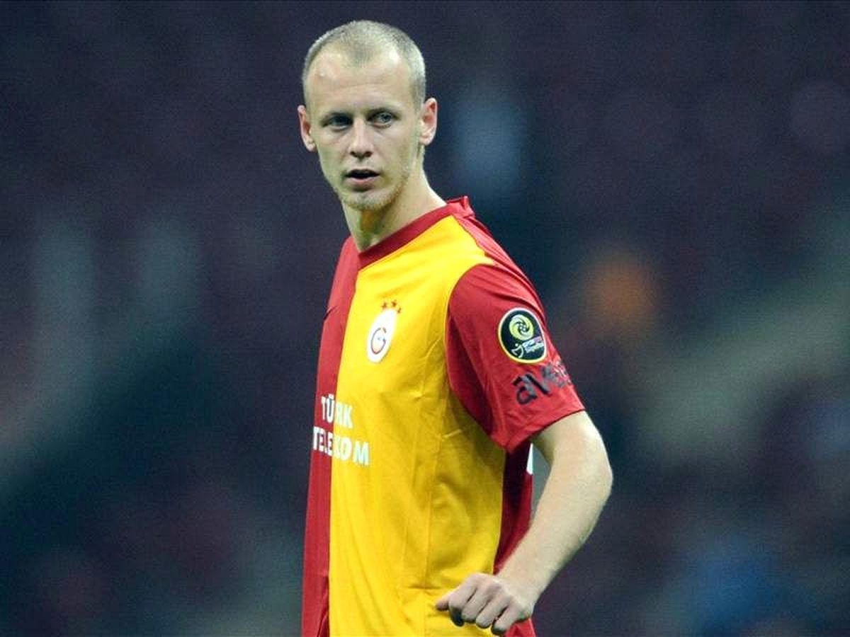Semih Kaya Gözünden Ameliyat Oldu