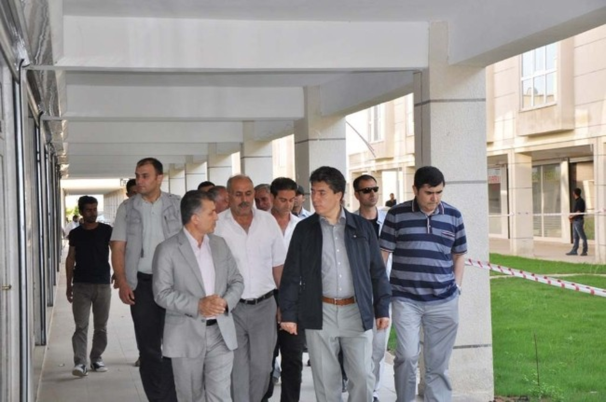 Mardin Valisi Cengiz Hububat Ticaret Merkezini Ziyaret Etti