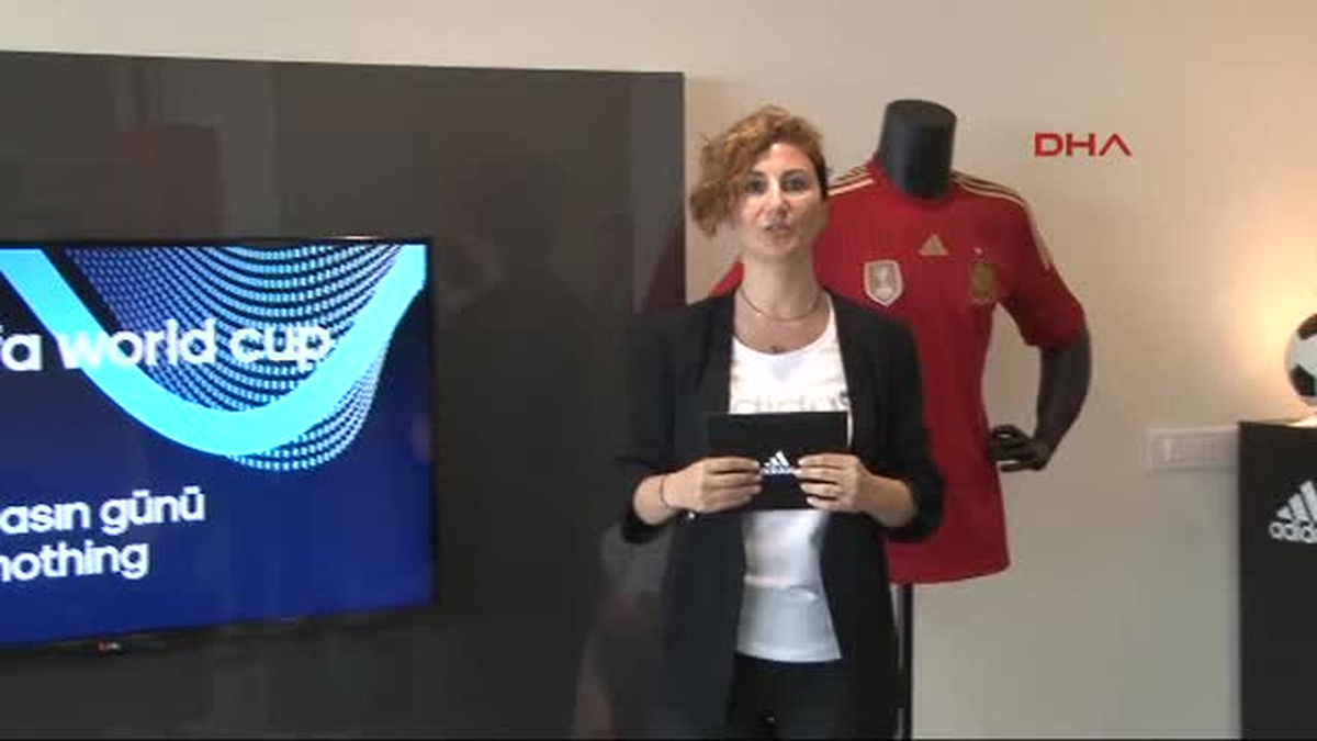 Adidas, Dünya Kupası İçin Hazırlanan Ürünleri Tanıttı