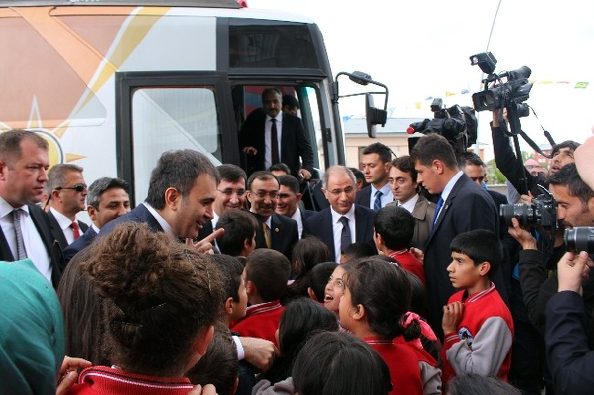 Ala, Yılmaz ve Çelik\'in Ağrı Ziyareti