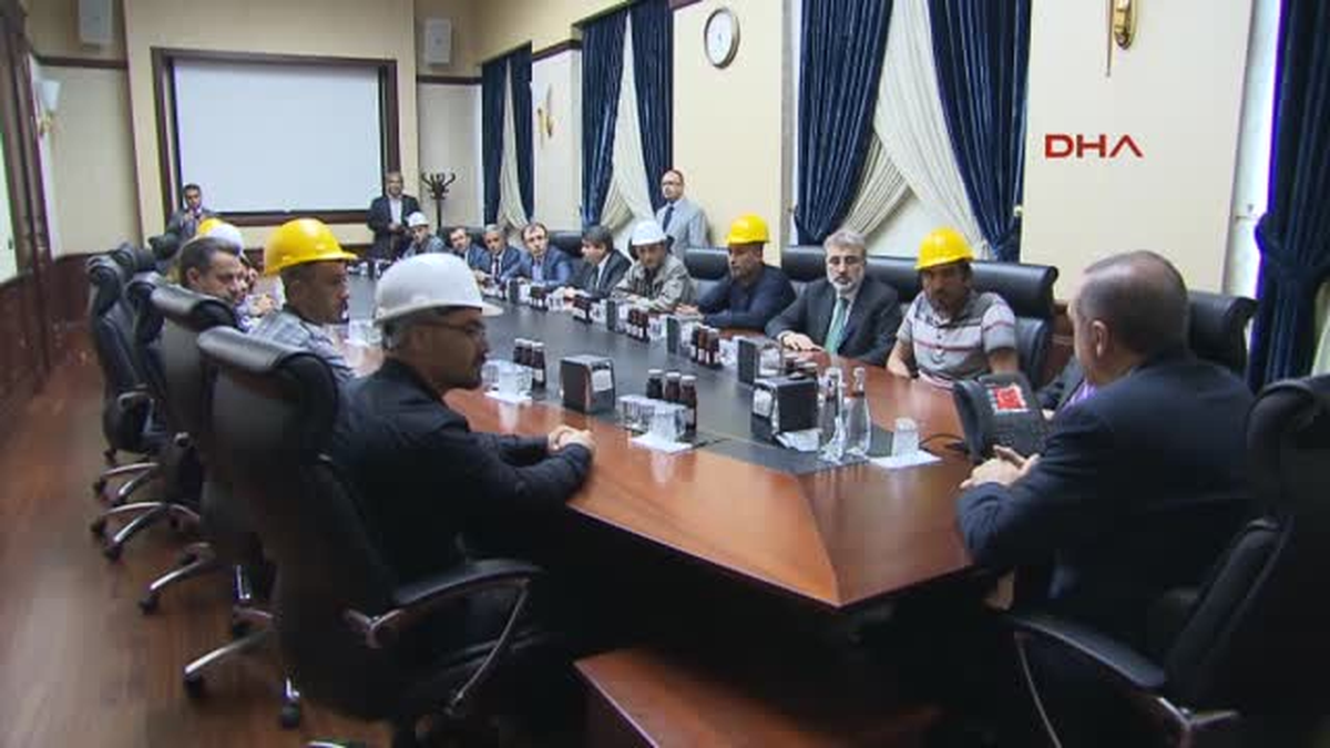 Başbakan Erdoğan Maden İşçilerini Kabul Etti