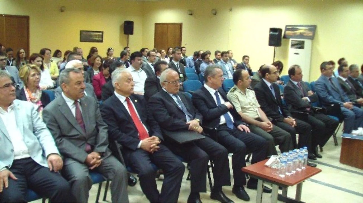 Çaycuma\'da, Sosyal ve Teknik Bilimler Kongresi Başladı