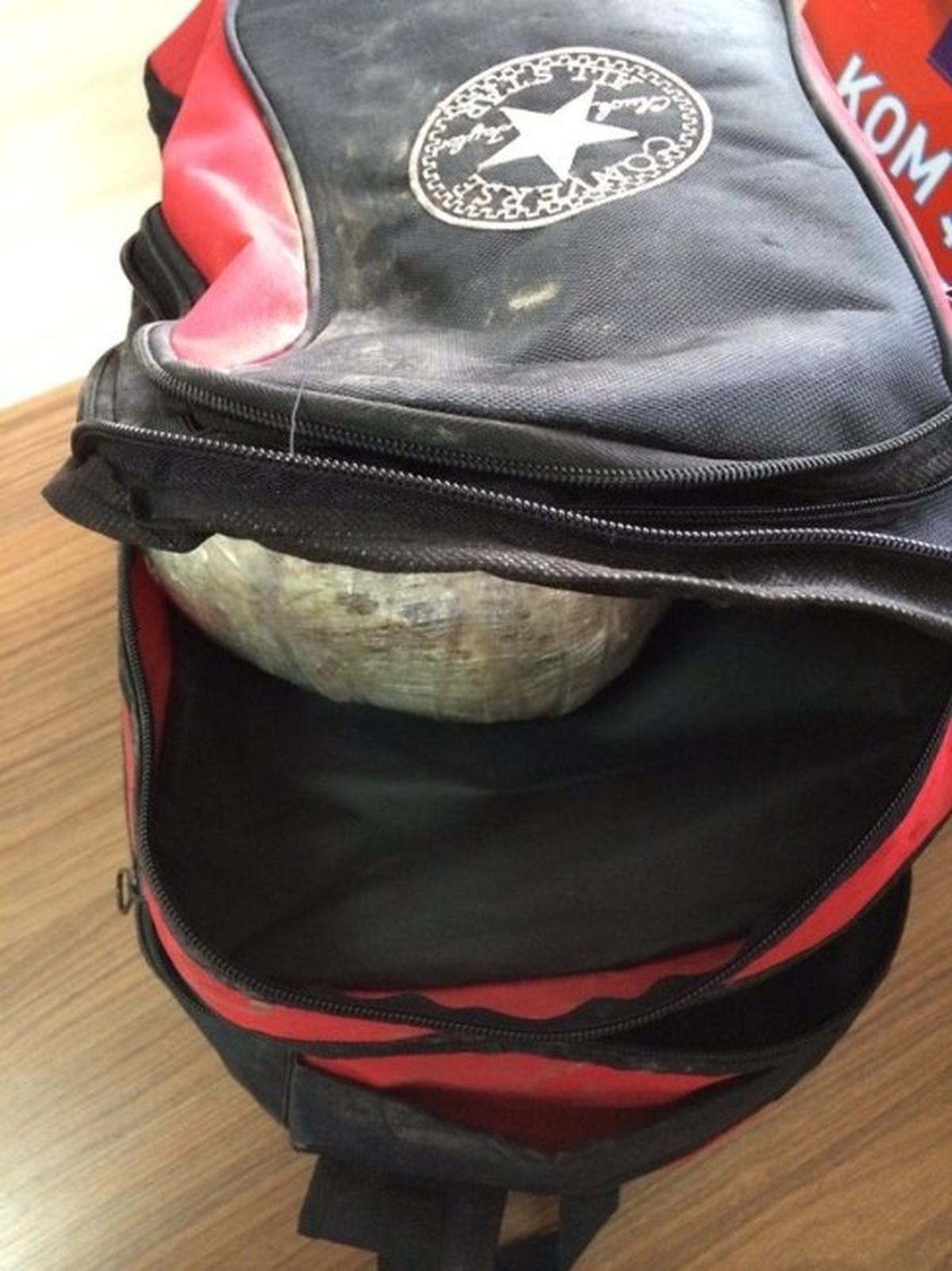 Erzurum\'da 4 Kilo 100 Gram Esrar Ele Geçirildi