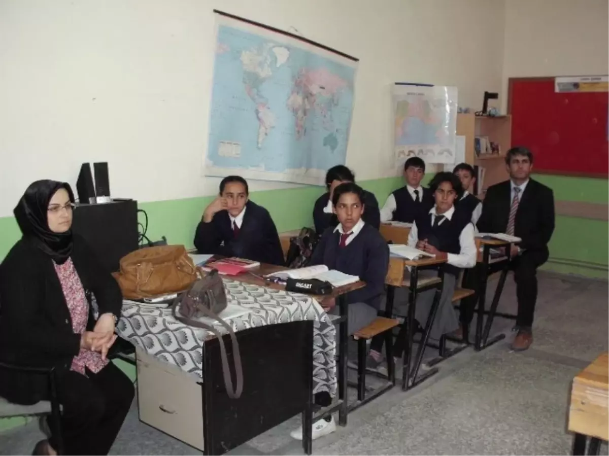 Korkuteli Teknik ve Endüstri Meslek Lisesi Okul Tanıtımında