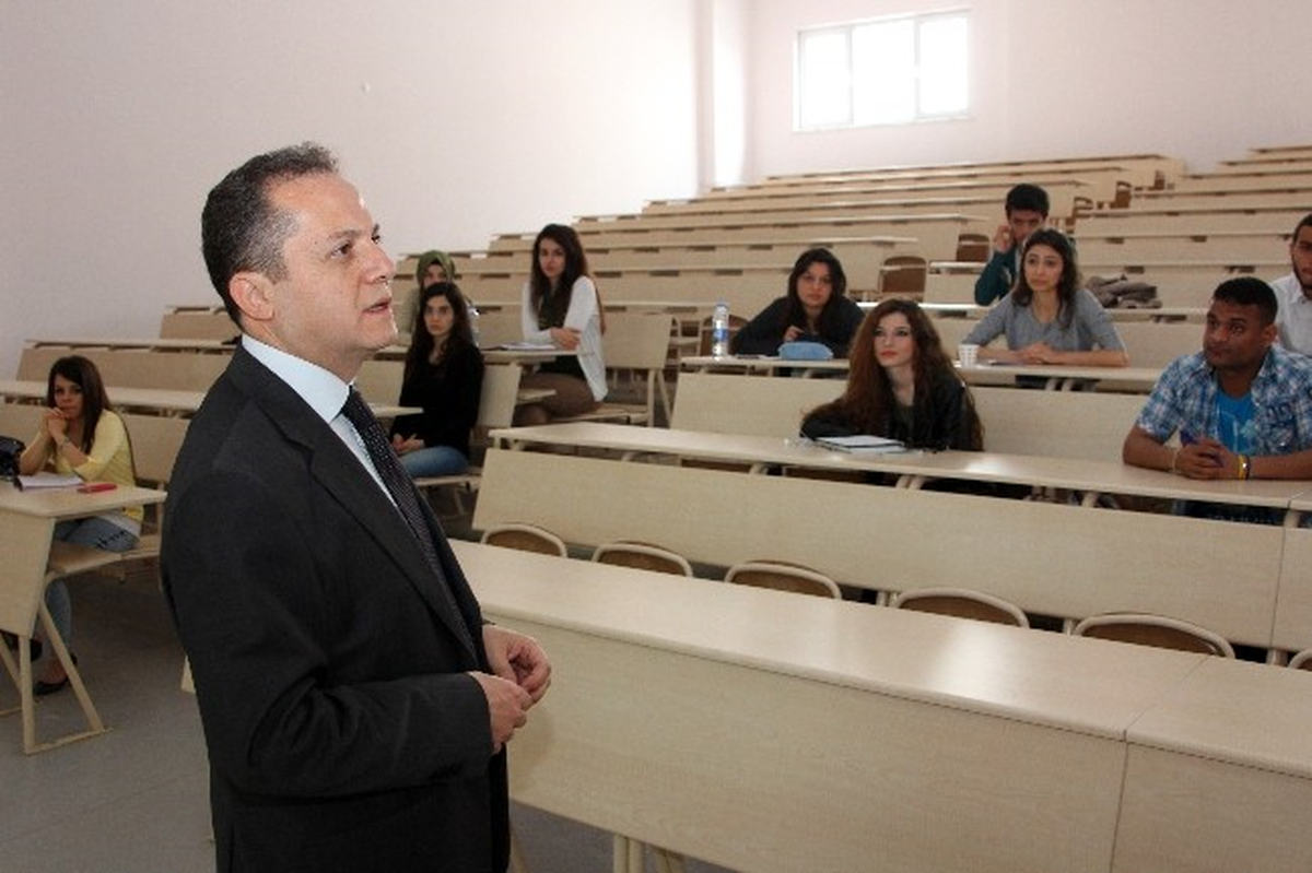 Rektörden Tıp Öğrencilerine Nasihat
