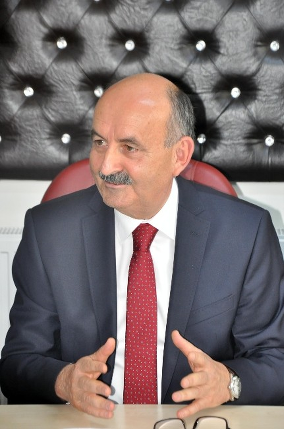 Sağlık Bakanı Müezzinoğlu Gambiya\'ya Gidecek