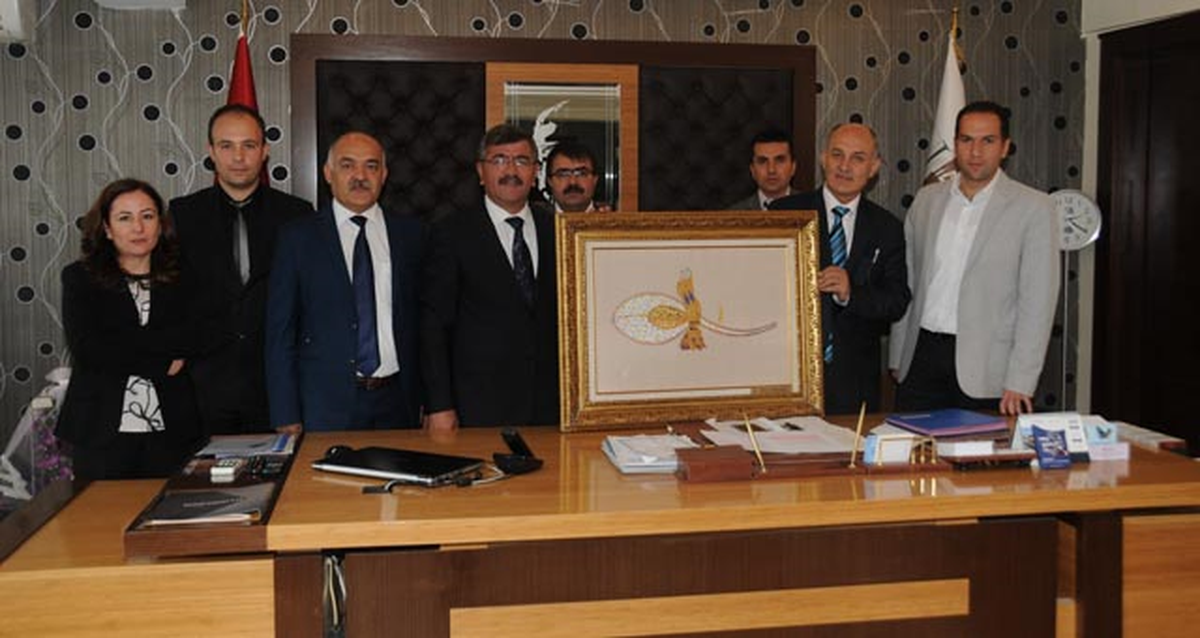 Tapu ve Kadastro Müdürlüğünden Belediye Başkanı Akdoğan\'a Ziyaret