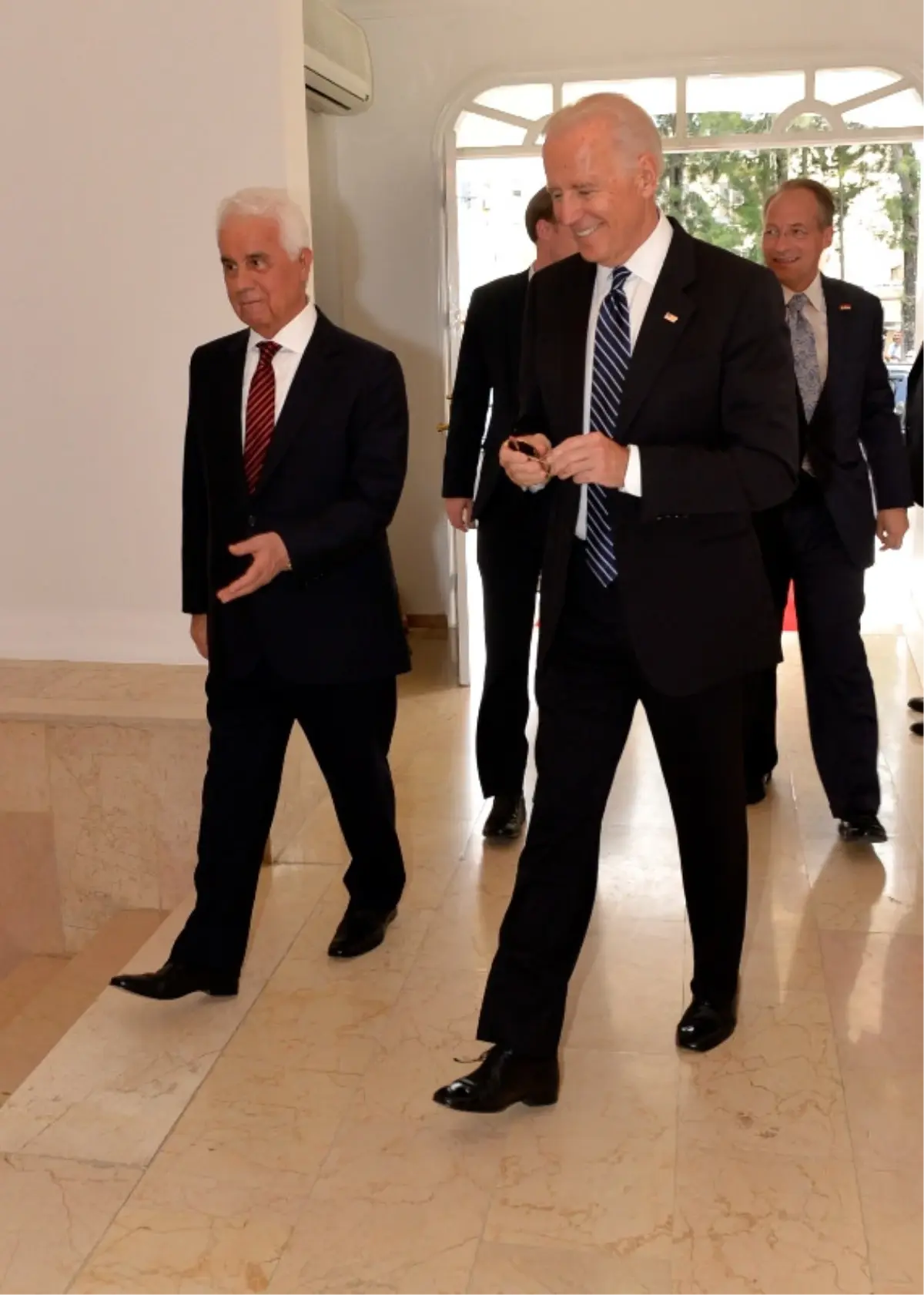 ABD Başkan Yardımcısı Biden, Kıbrıs\'ta