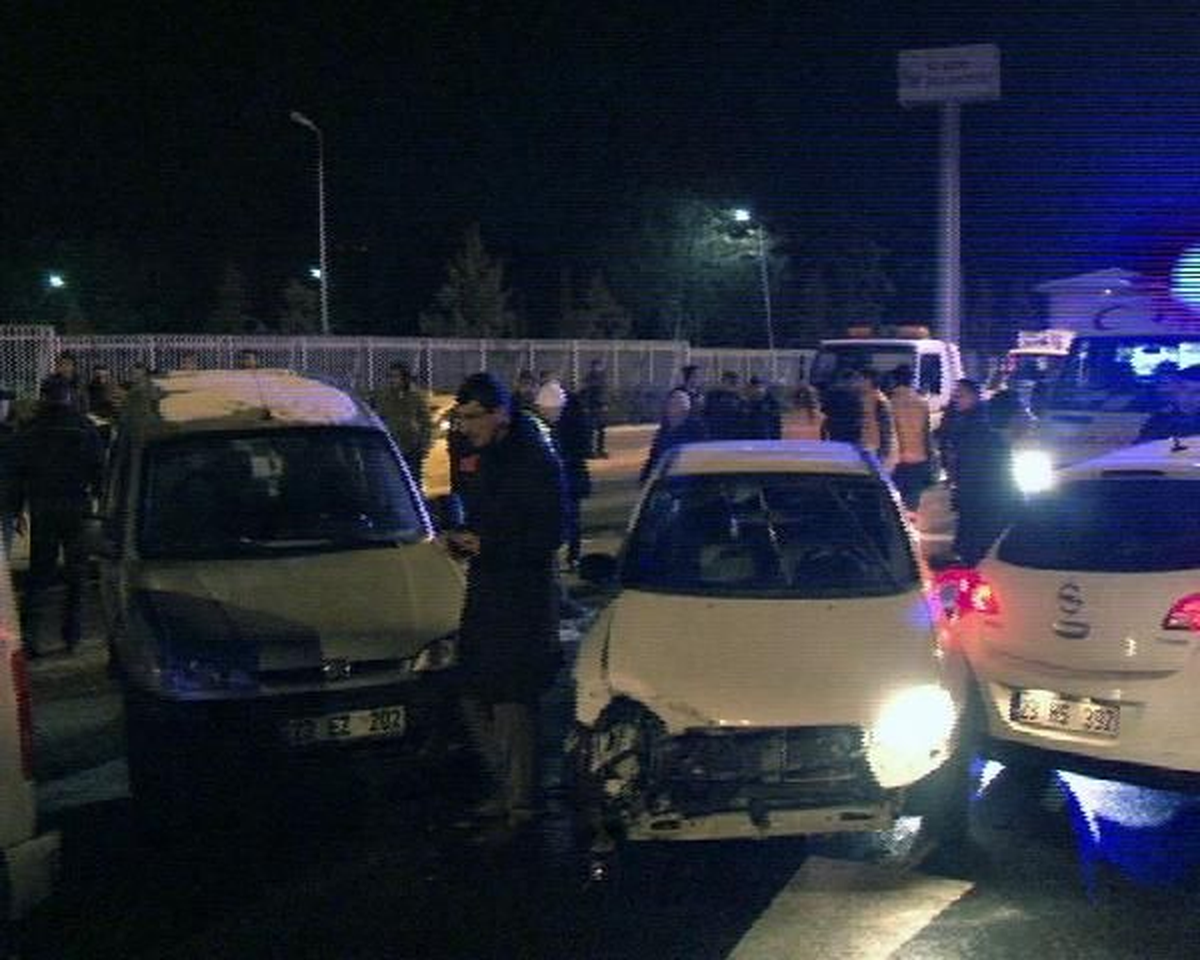 Elazığ\'da Trafik Kazası: 1 Ölü, 1 Yaralı