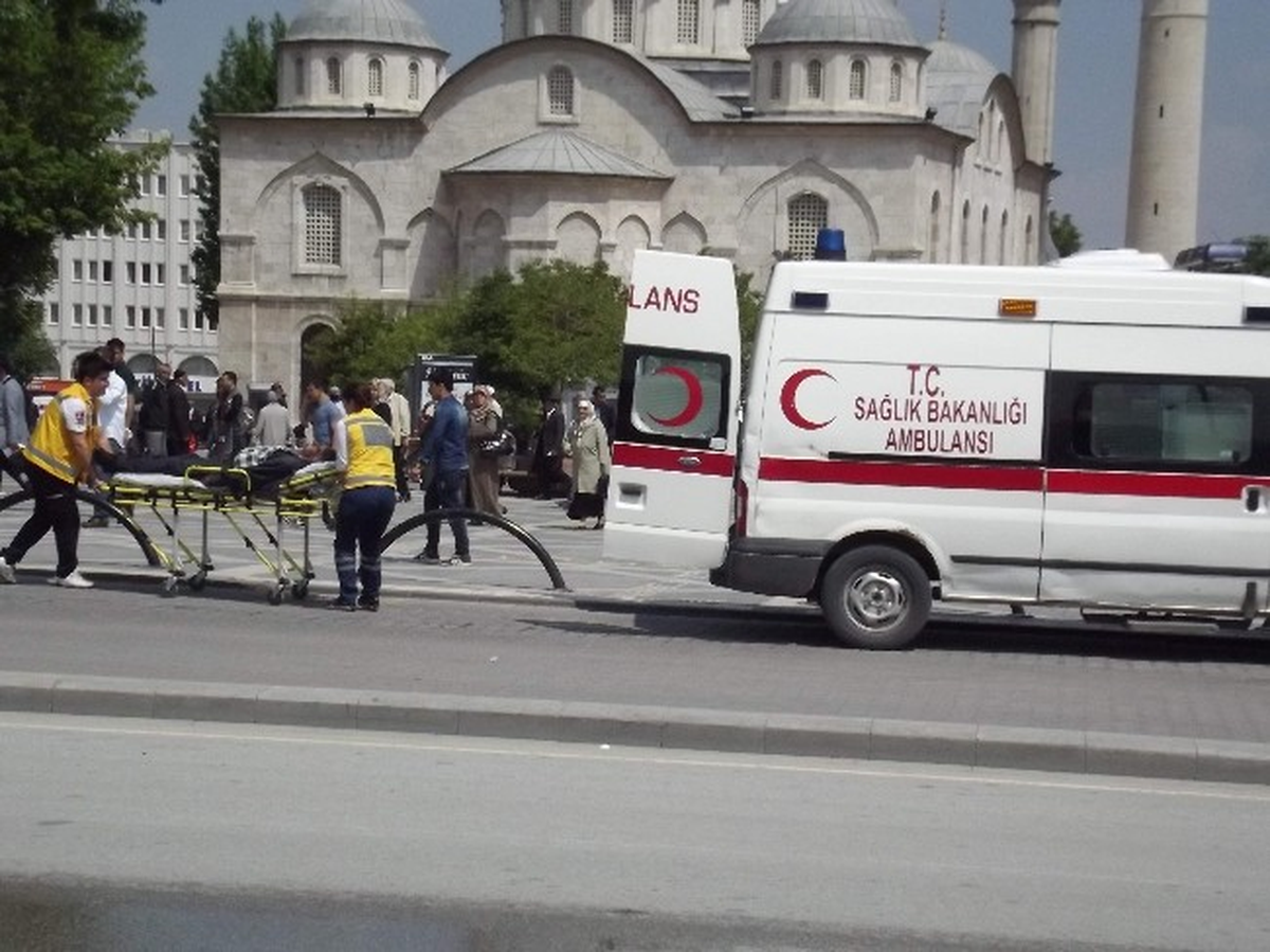Epilepsi Hastanın Feryadına 112 Ambulansı Yetişti