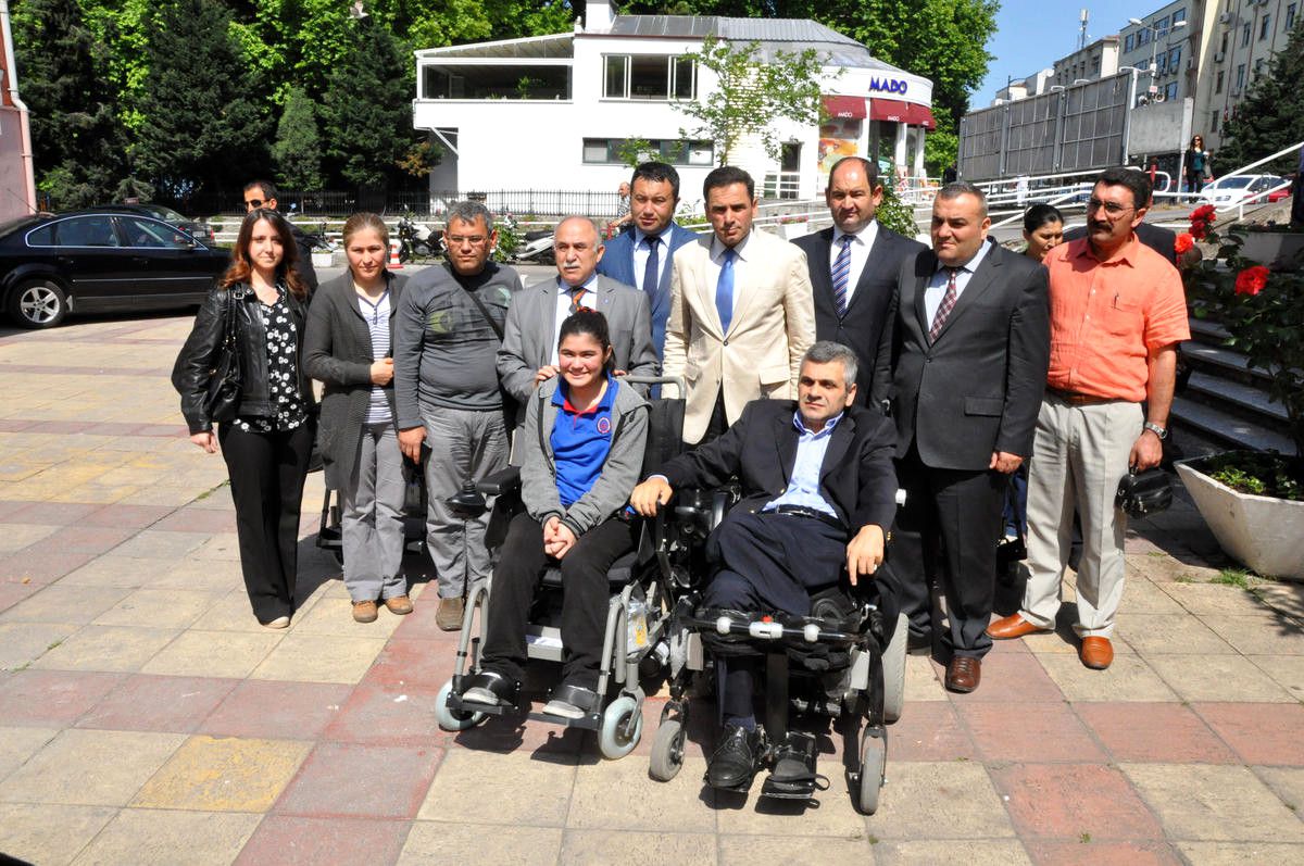 Ereğli\'de Engelleri Kaldıralım Projesi