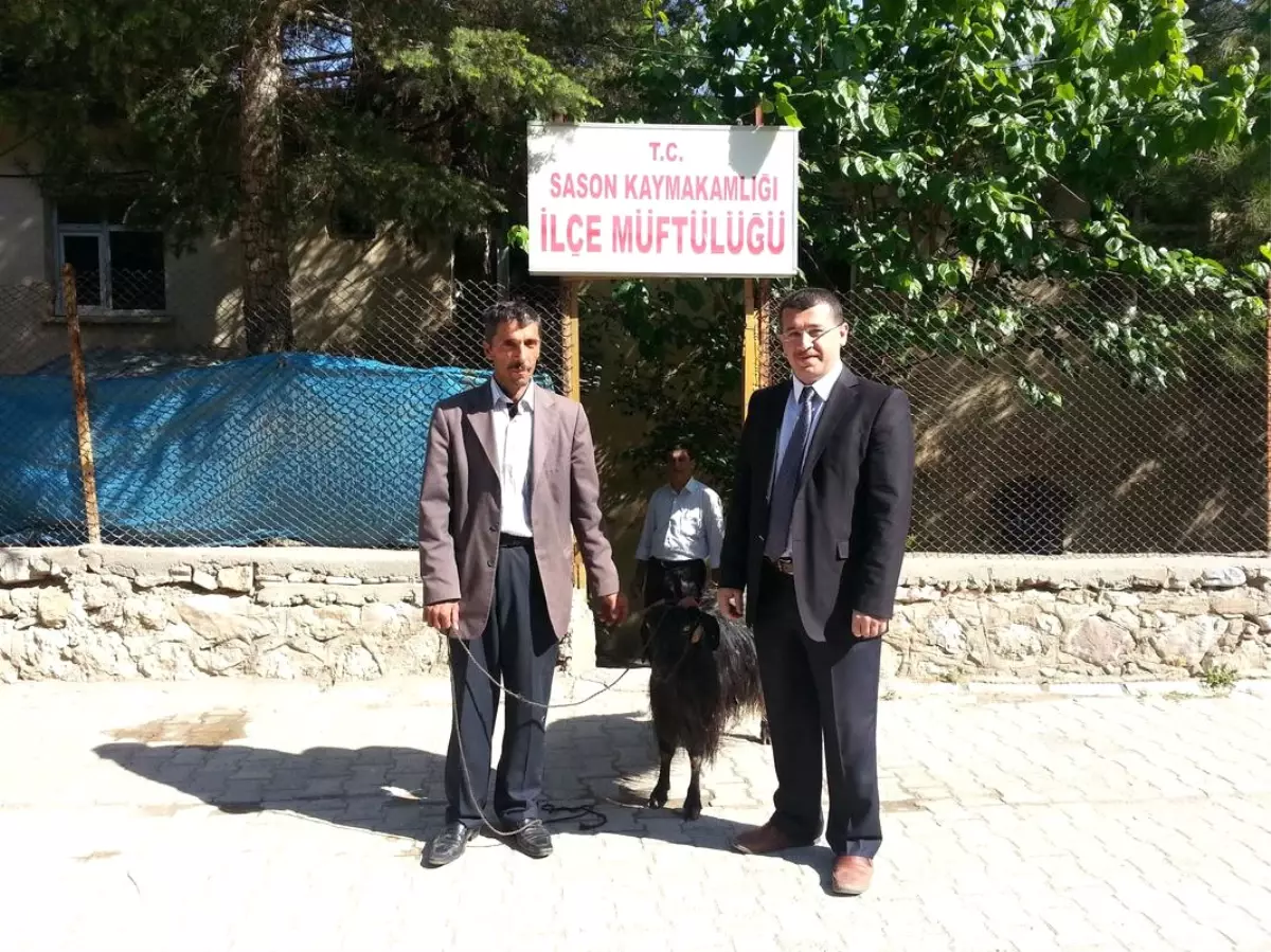 Ermeni Köylü, "Müftüye Keçi Verilmesini" Vasiyet Etti