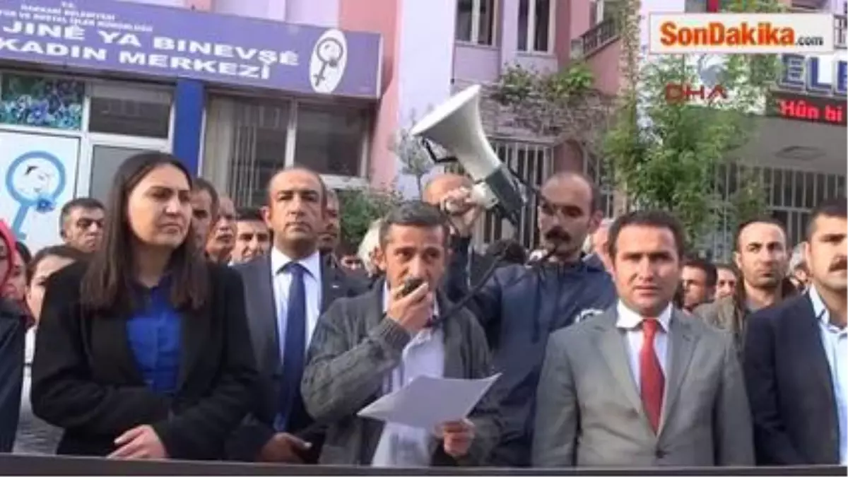 Hakkari\'de Kesk Soma Faciasını Yürüyüşle Protesto Etti