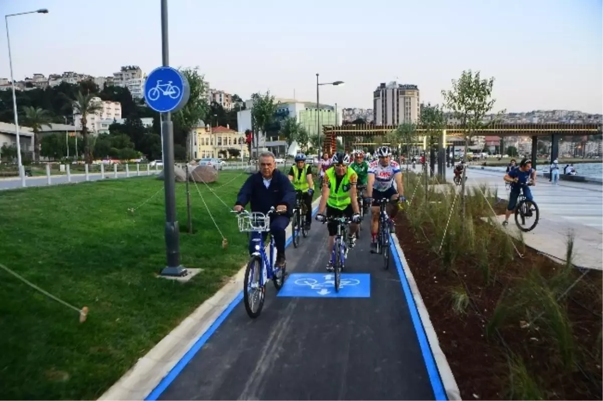 Haydi İzmir, Bas Pedala!