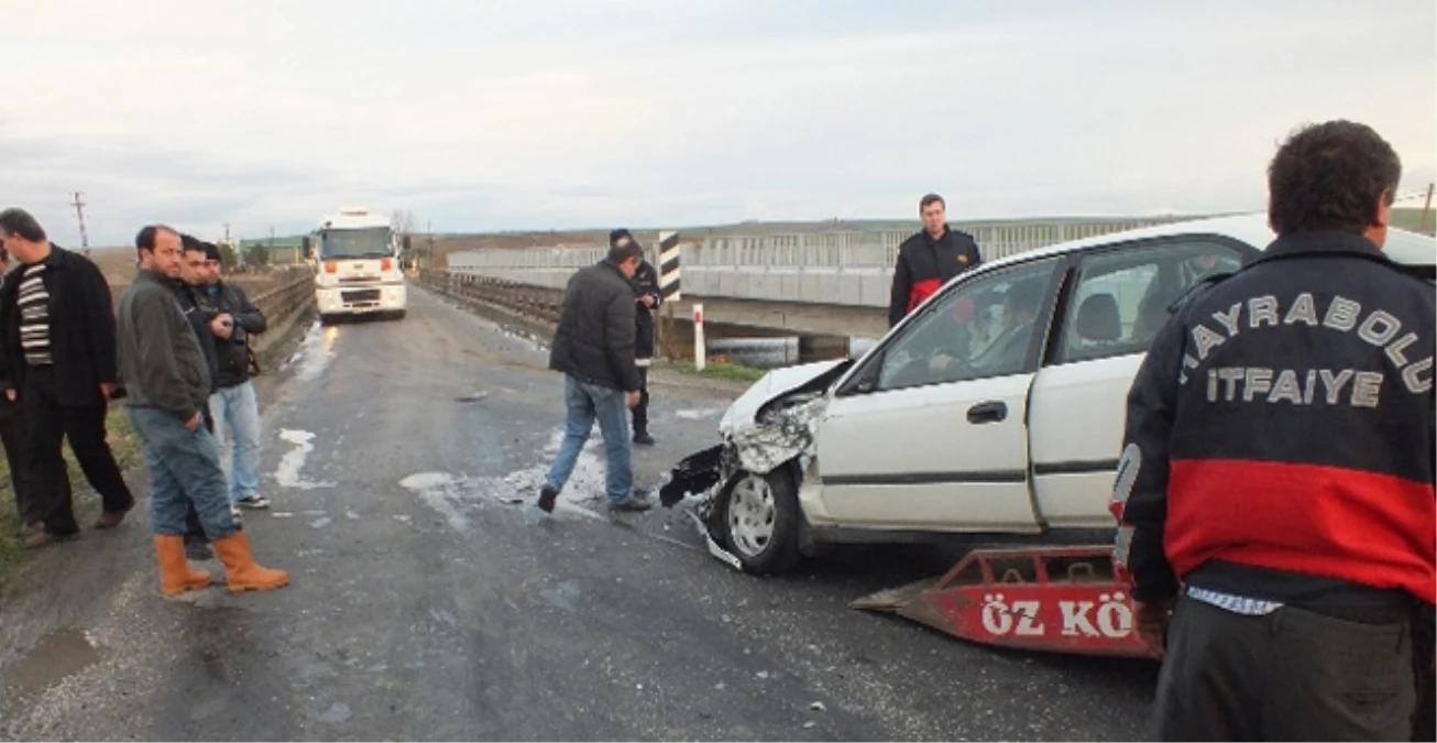 Hayrabolu \'da Trafik Kazası: 10 Yaralı