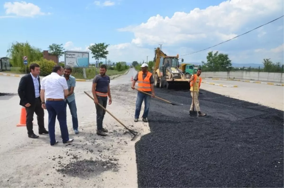 Kartepe Belediye Başkanı Üzülmez Yol Çalışmalarını İnceledi