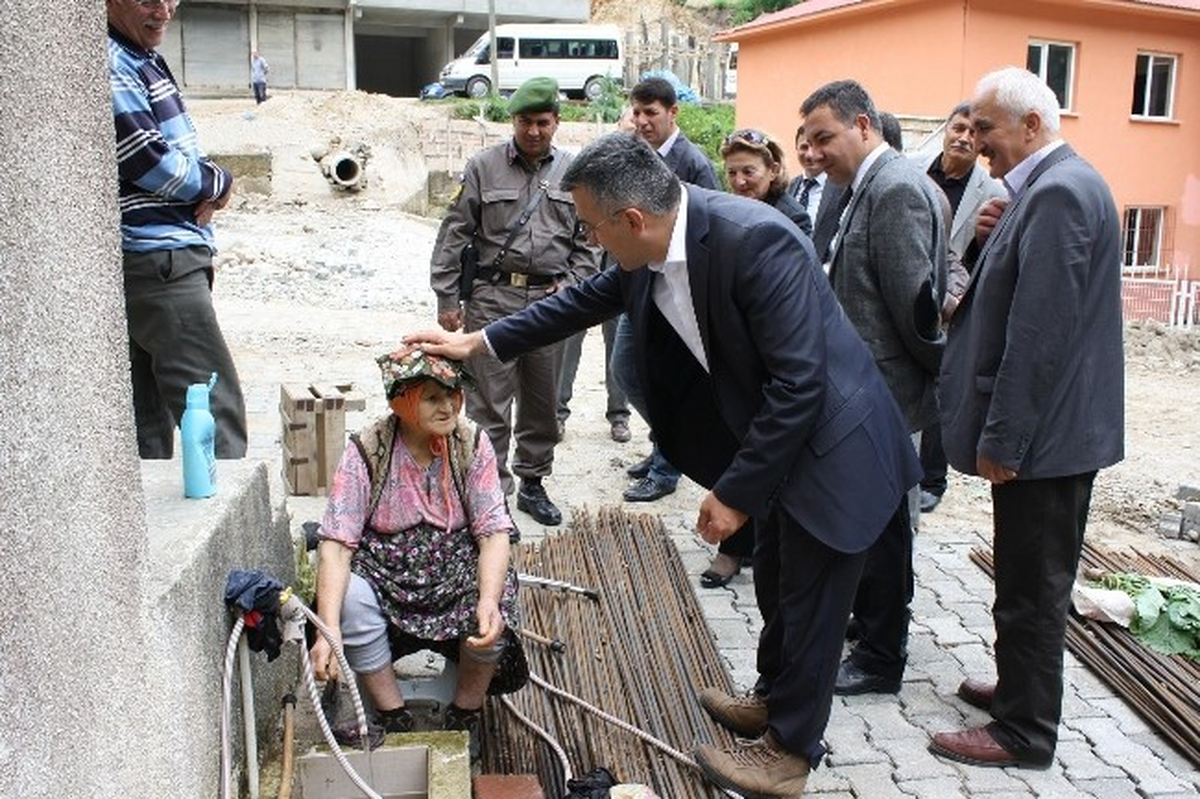 Espiye Kaymakamı Köylerin Sorunlarını Yerinde İnceliyor