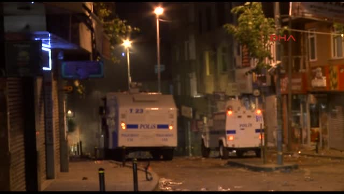 Okmeydanı\'nda Gerginlik Gece de Devam Etti