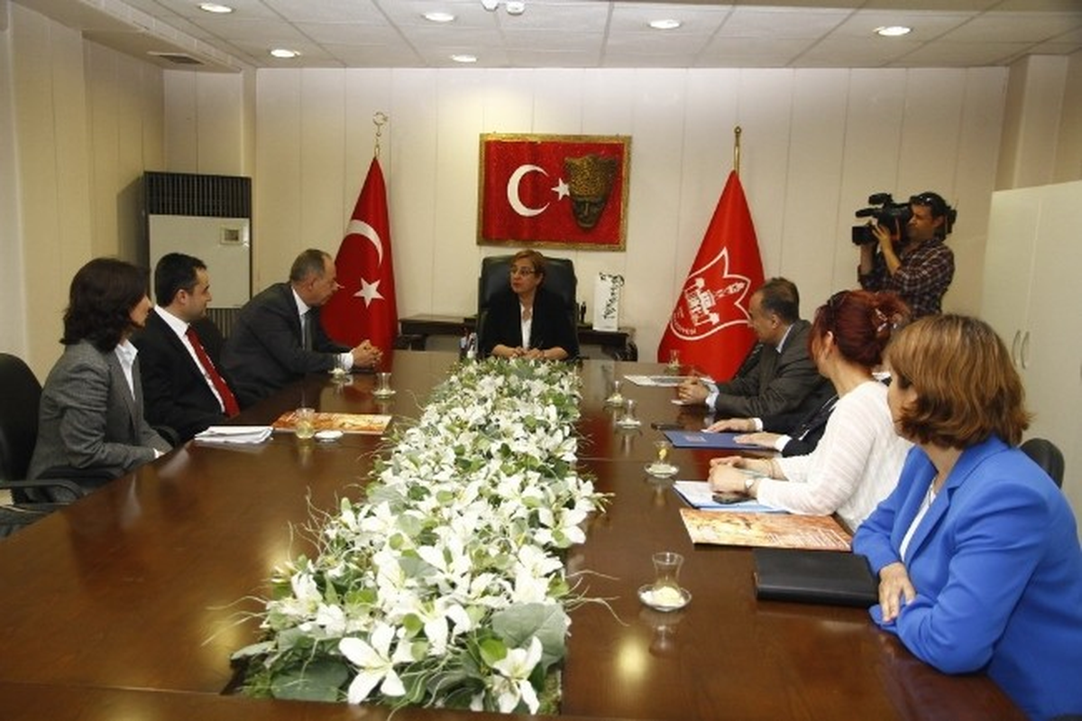 Tariş Birlikleri Başkan Pektaş\'ı Ziyaret Etti