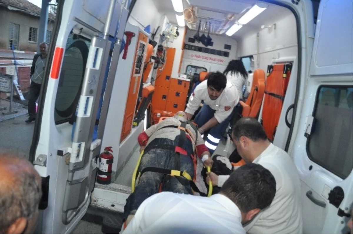 Adana\'da Piknik Dönüşü Kaza: 8 Yaralı