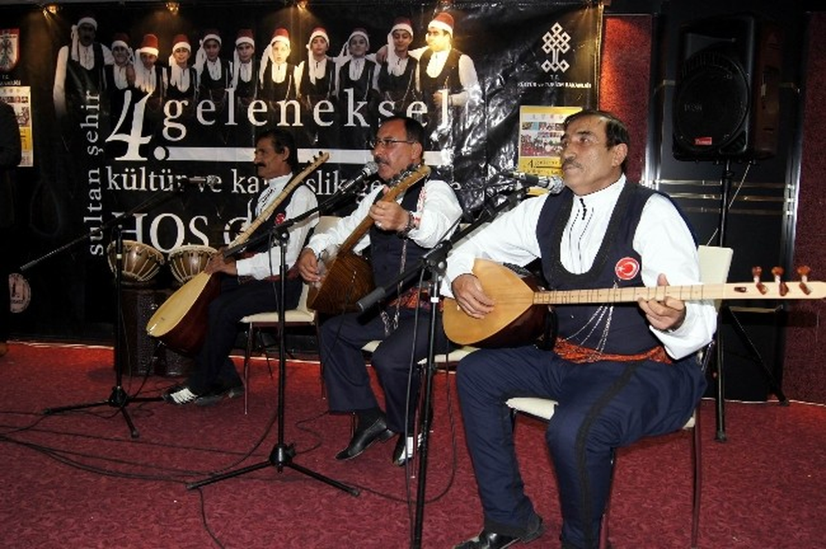 Aşıklar Derneği\'nden Sevgi ve Kardeşlik Gecesi