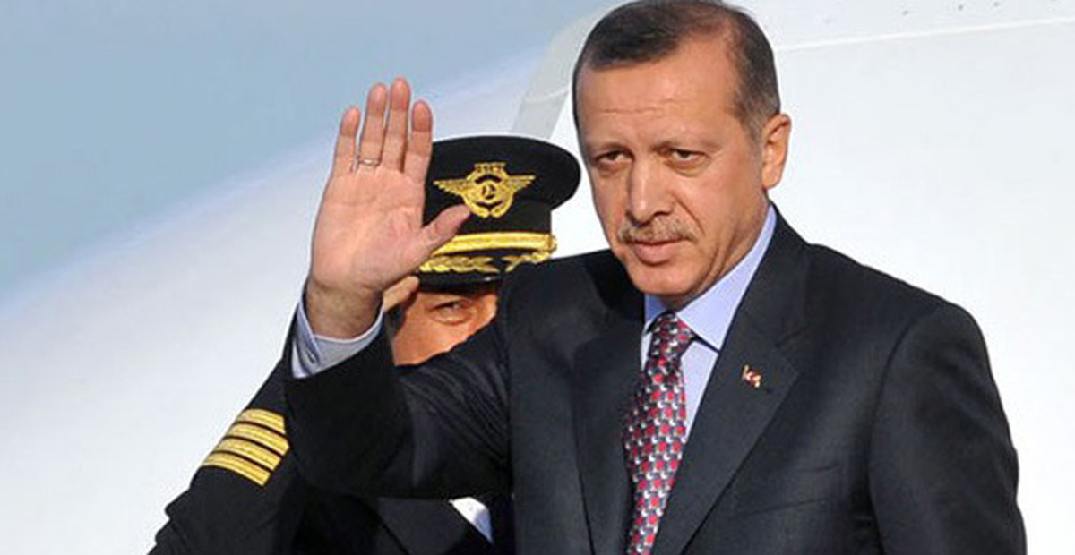 Başbakan Erdoğan, Köln\'de Güllerle Karşılandı