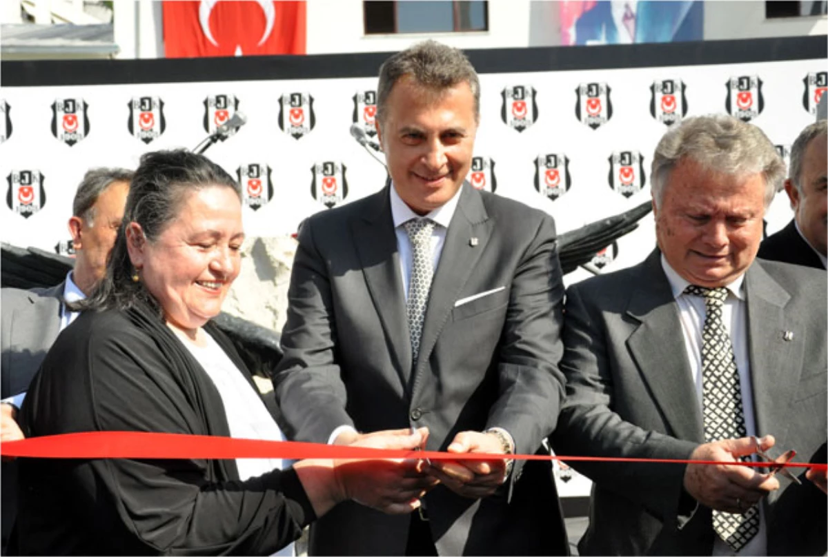 "Beşiktaş Hakkı Yeten Futbol Altyapı Tesisleri" Açıldı